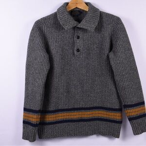Pendleton Gray Ribbed Crewneck Sweater with Stripes
